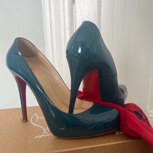 Christian Louboutin LIMITED EDITION Rolando Patent Pump - In box & dust bag